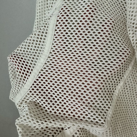 Lululemon Mesh Jacket Size 8 - Picture 3 of 5